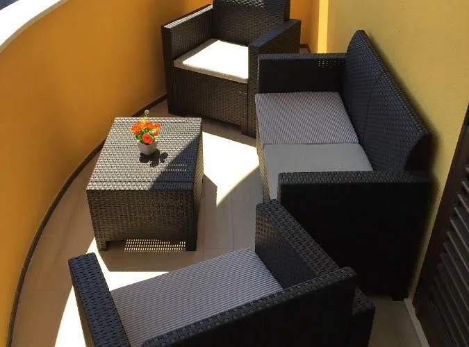 Konukevi Chiardiluna Castro (Lecce)